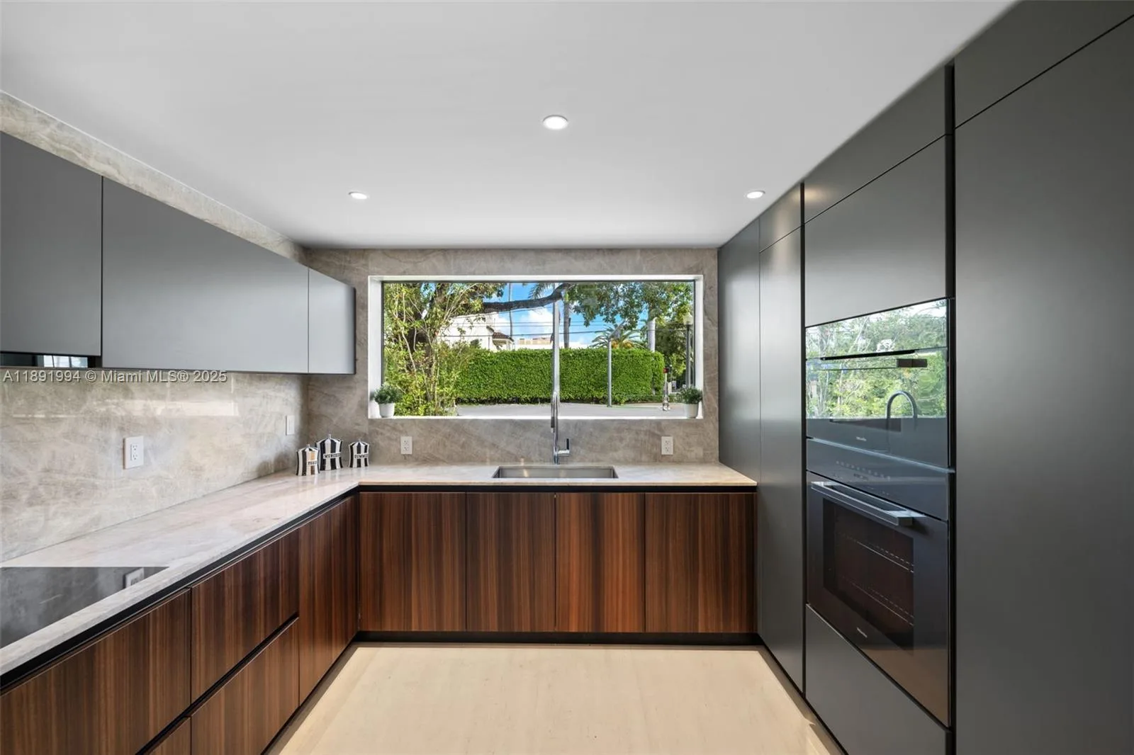 222 E Rivo Alto Dr, Miami Beach, FL 33139 photo 10