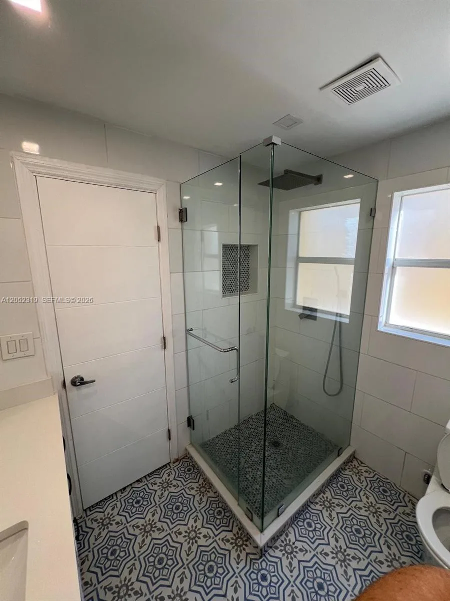 1612 Harrison St # 11, Hollywood, FL 33020 photo 3