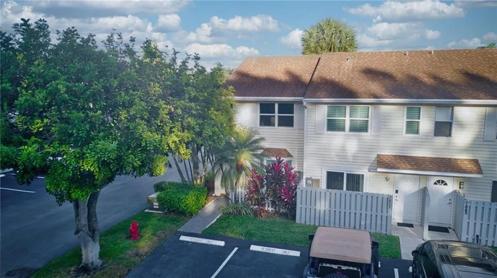 1861 NE 15TH Avenue, Fort Lauderdale, FL 33305 photo 6