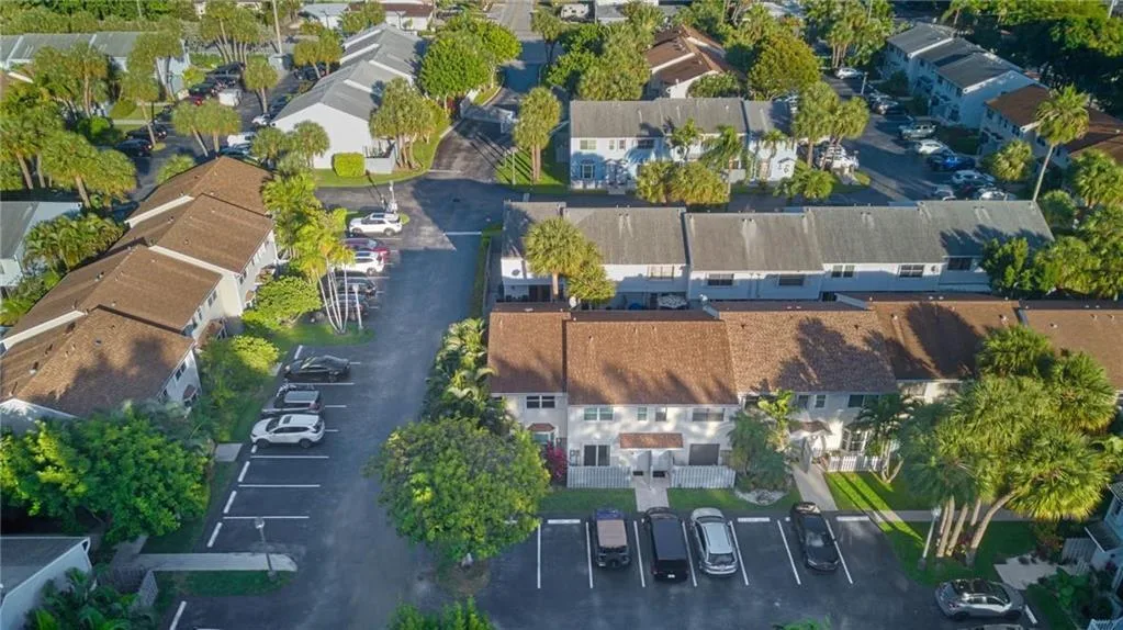 1861 NE 15TH Avenue, Fort Lauderdale, FL 33305 photo 8