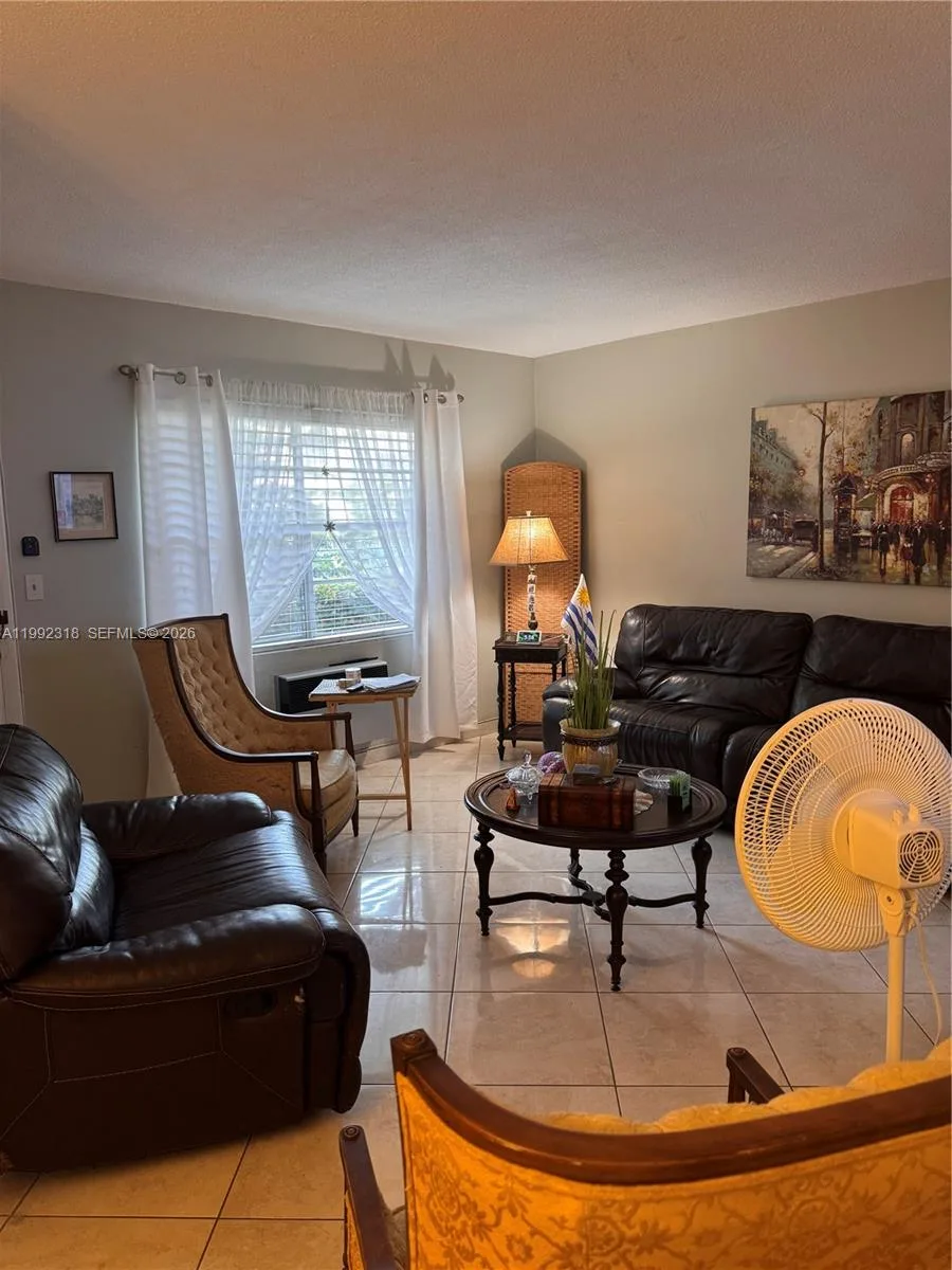 17090 NE 14th Ave # 107, Miami, FL 33162 photo 4