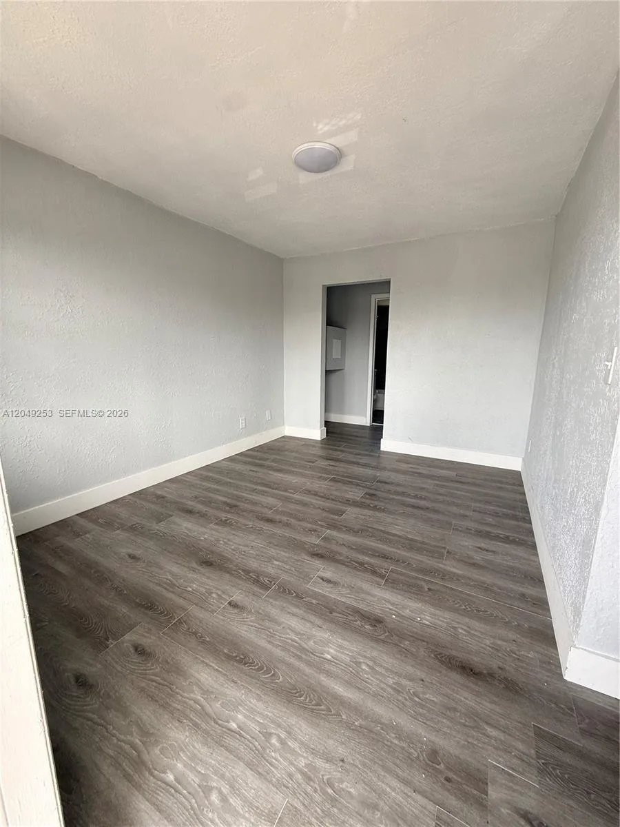 7001 NW 15th Ave # 4, Miami, FL 33147 photo 2