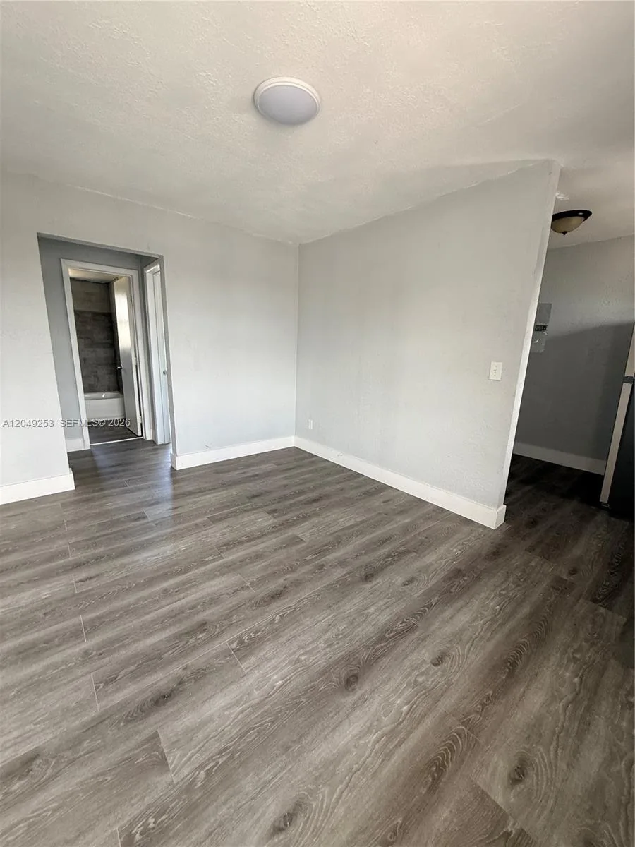 7001 NW 15th Ave # 4, Miami, FL 33147 photo 3