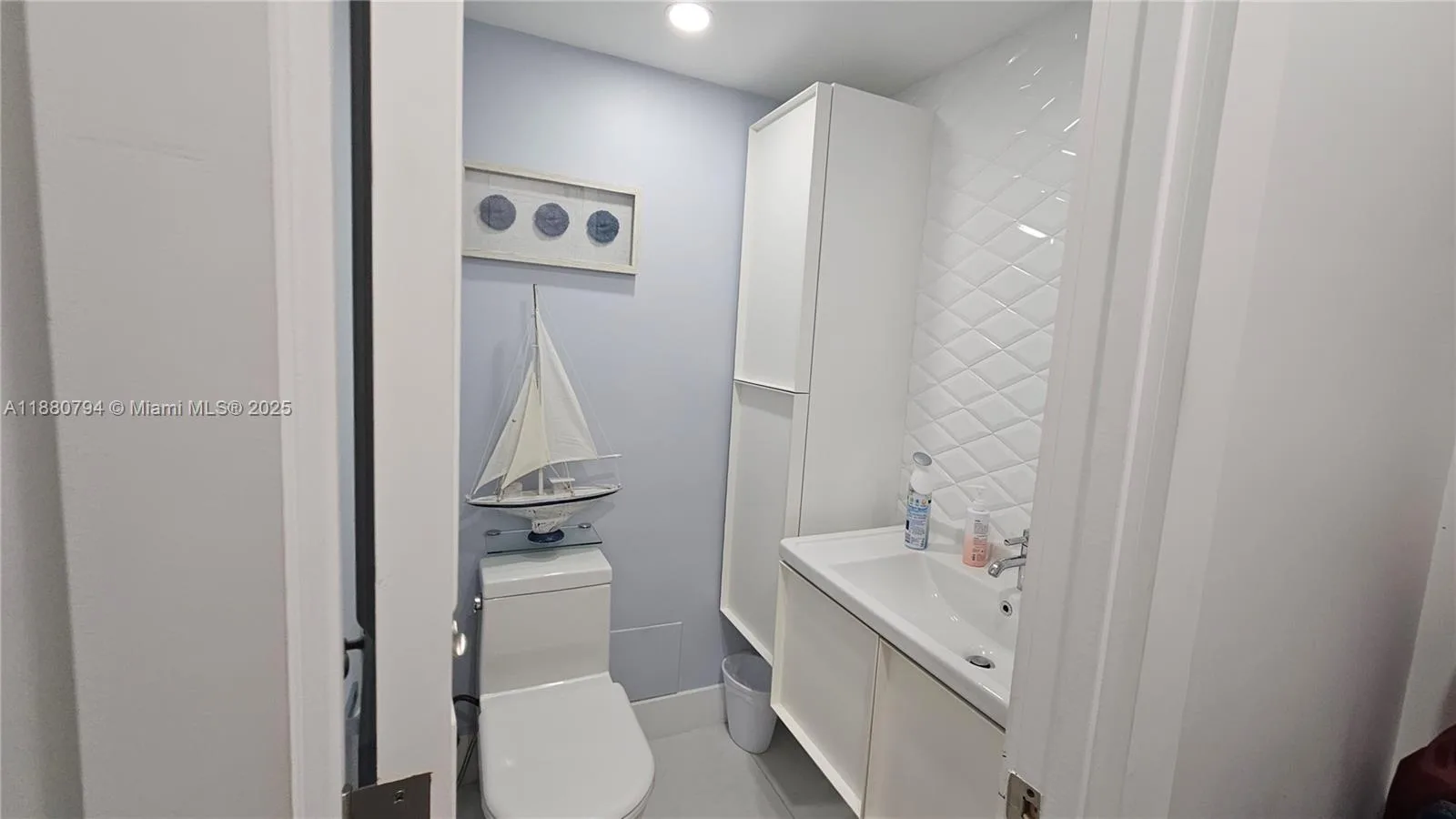 1980 S Ocean Dr # 2K, Hallandale Beach, FL 33009 photo 12