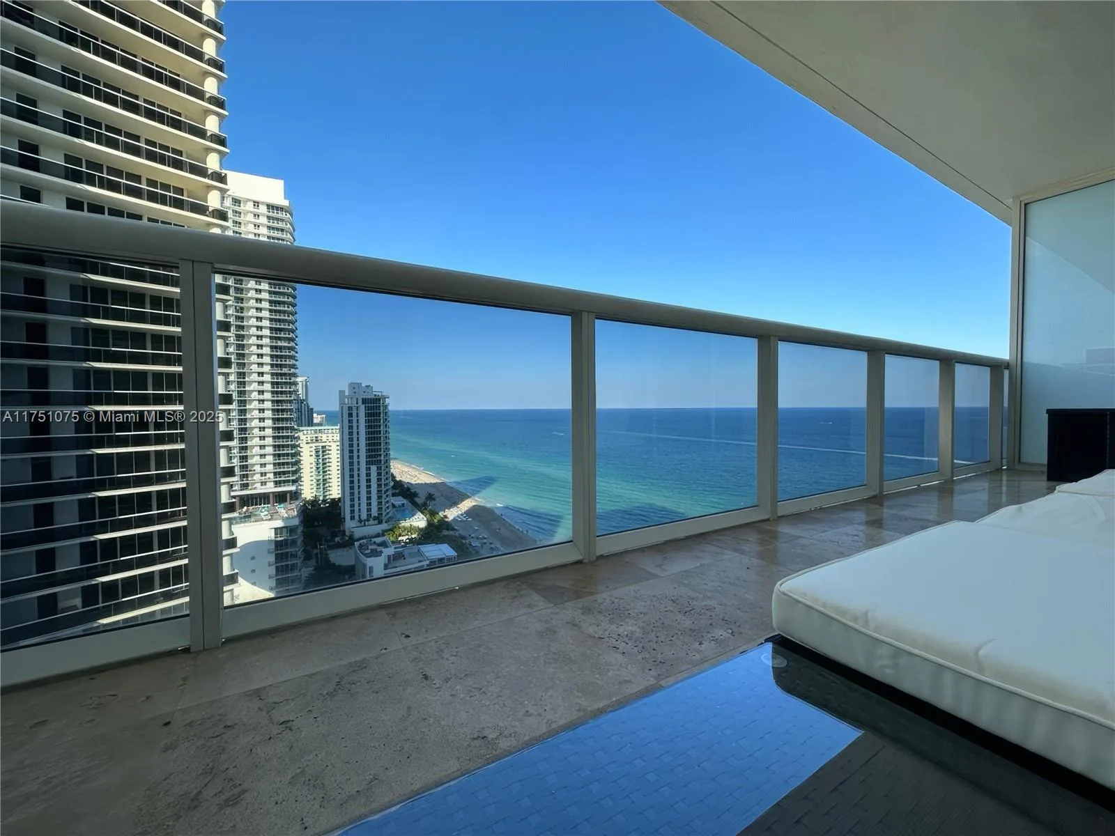 1830 S Ocean Dr # 2510, Hallandale Beach, FL 33009