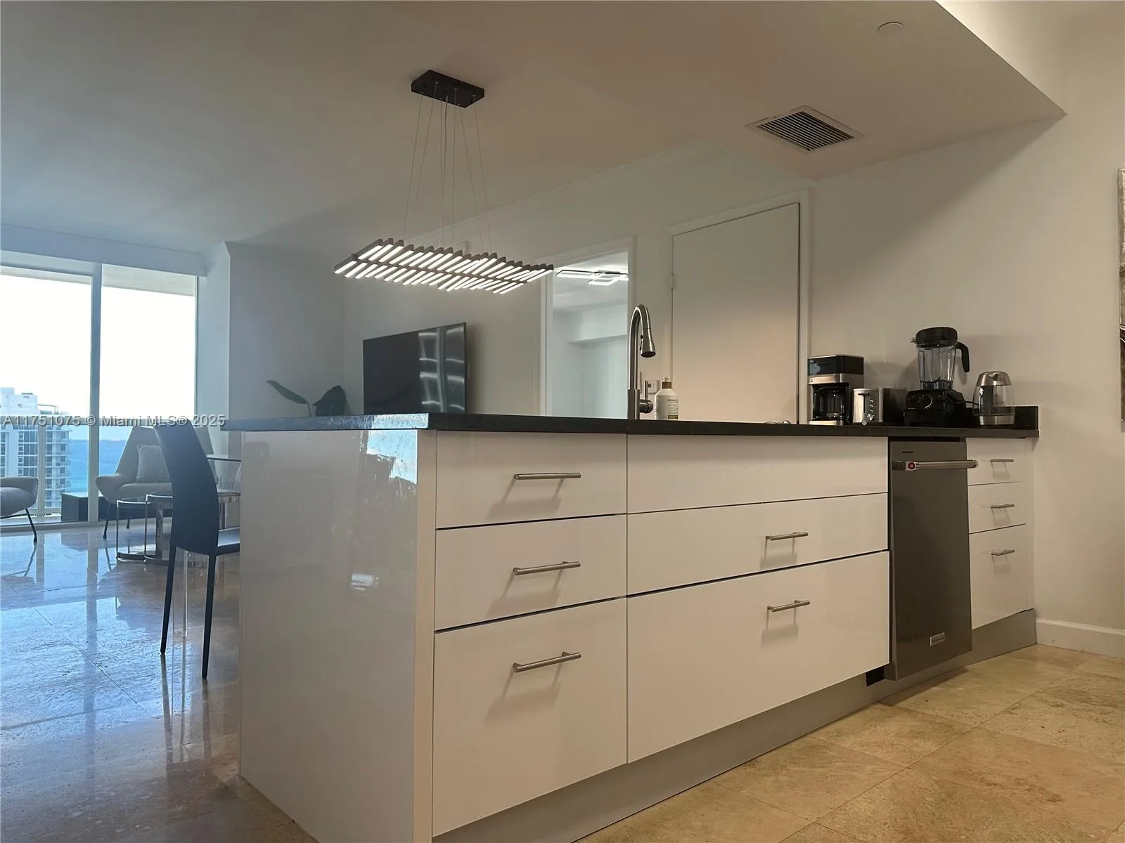 1830 S Ocean Dr # 2510, Hallandale Beach, FL 33009 photo 3