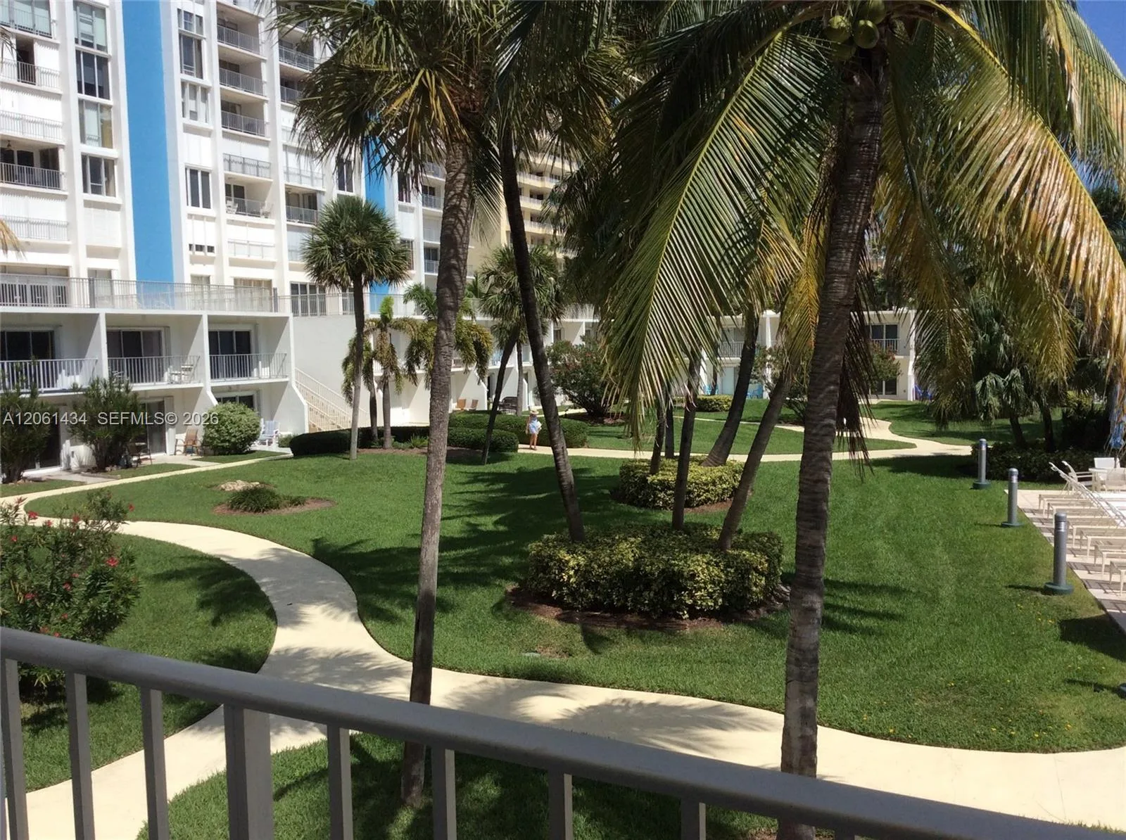 881 Ocean Dr # TH3, Key Biscayne, FL 33149 photo 3