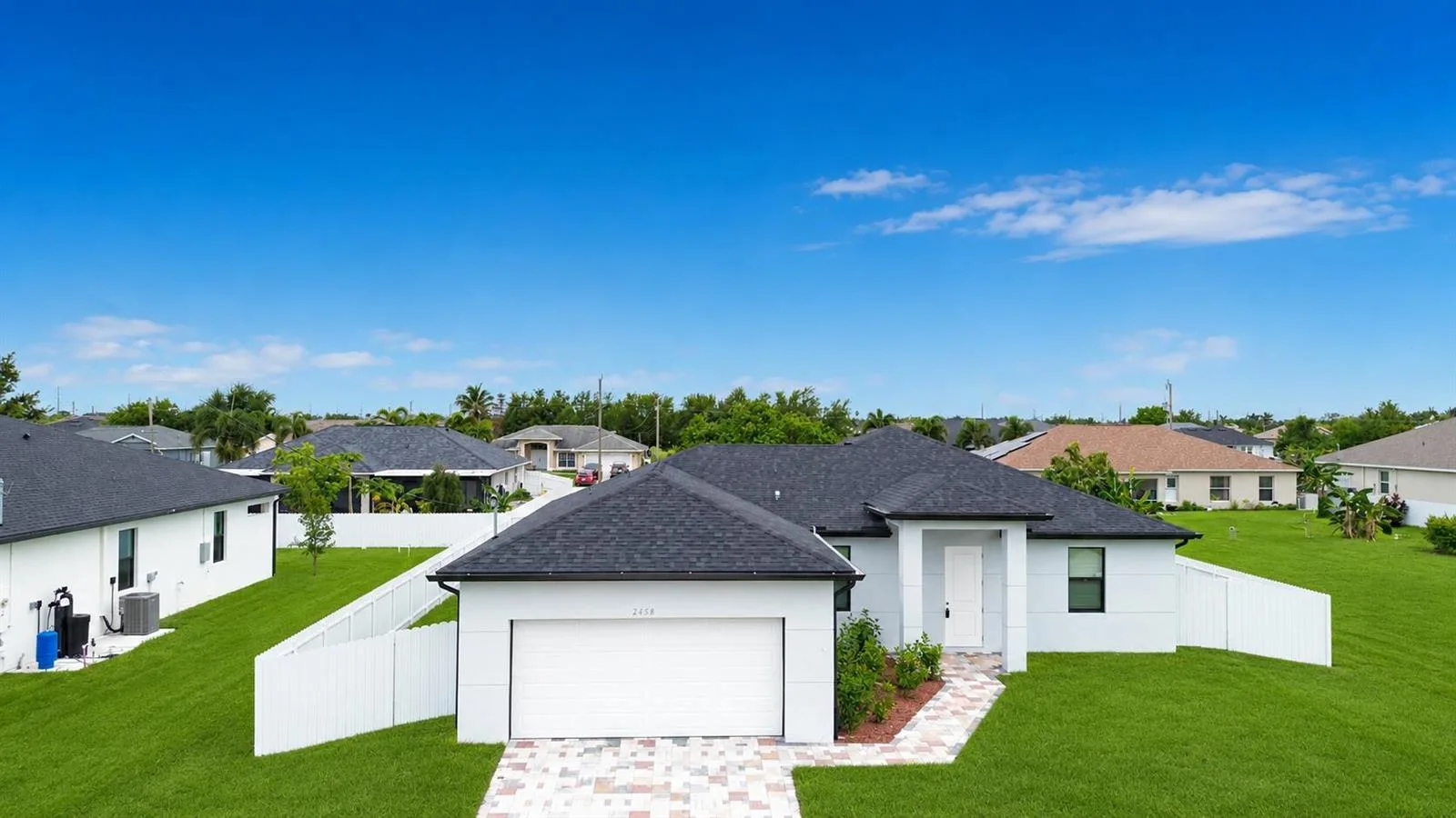 2458 NW 9th Ter Terrace, Cape Coral, FL 33993