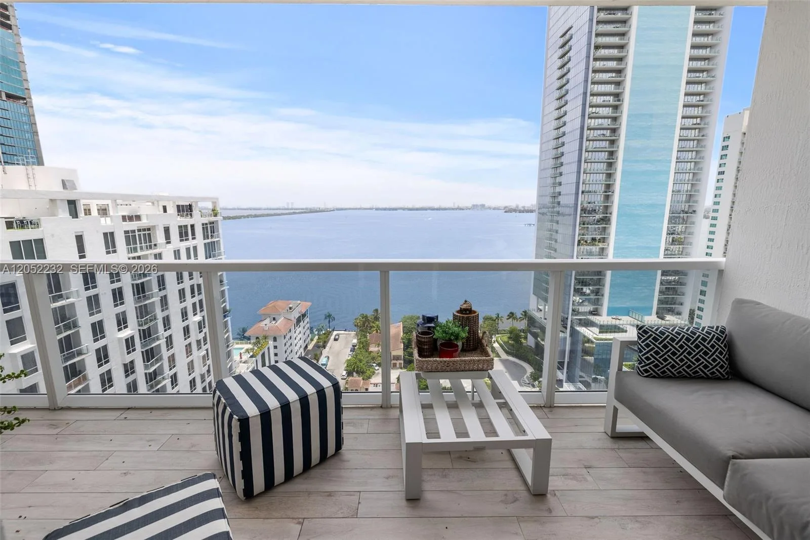 600 NE 27th St # 2202, Miami, FL 33137
