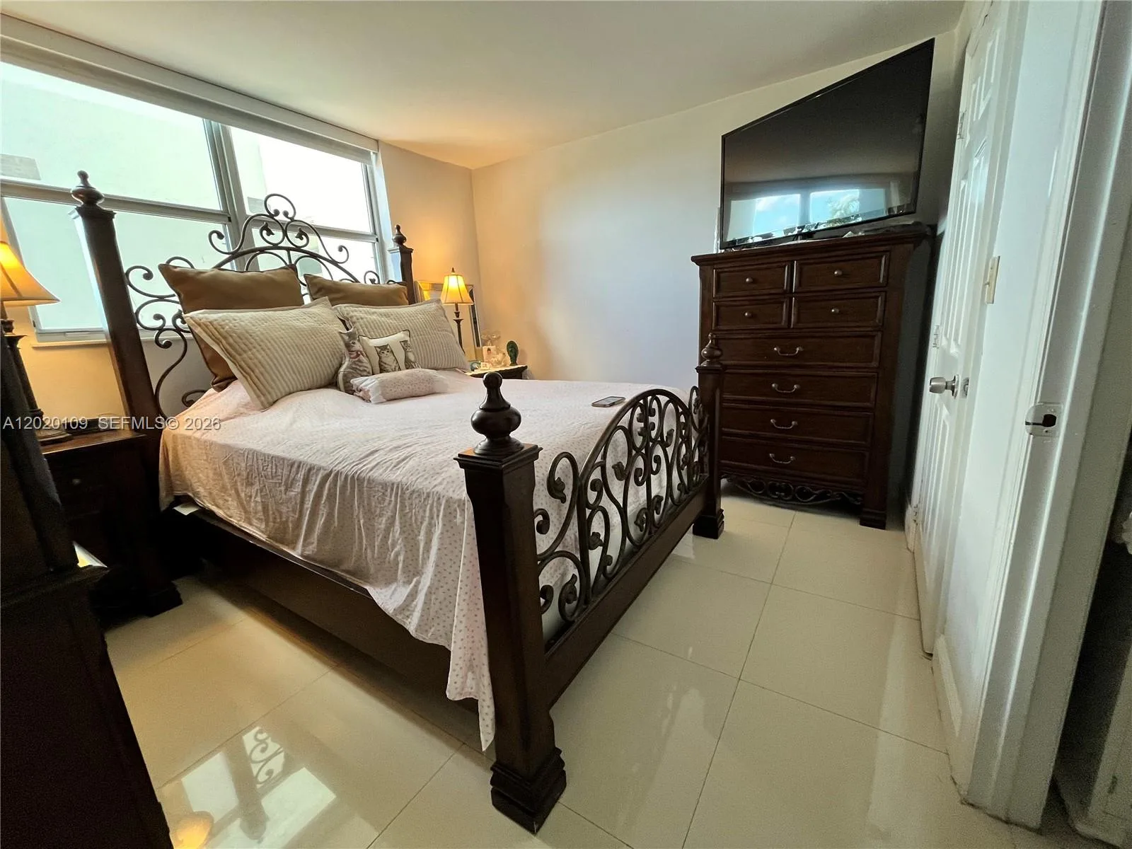 5050 NW 7th St # 312, Miami, FL 33126 photo 6