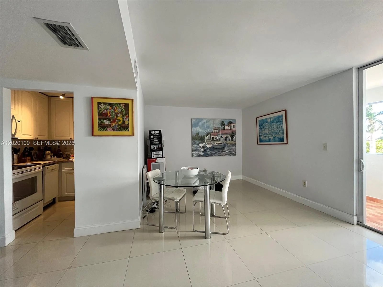 5050 NW 7th St # 312, Miami, FL 33126 photo 7
