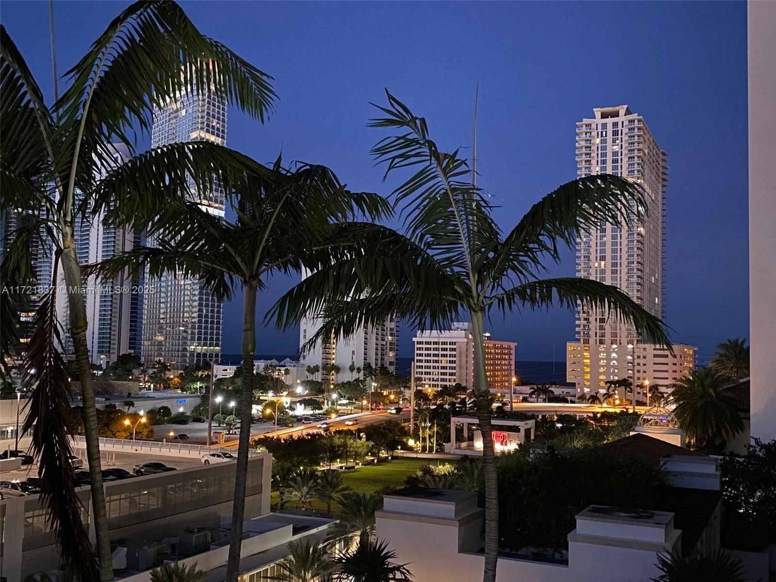 300 Sunny Isles Blvd # 4-703, Sunny Isles Beach, FL 33160