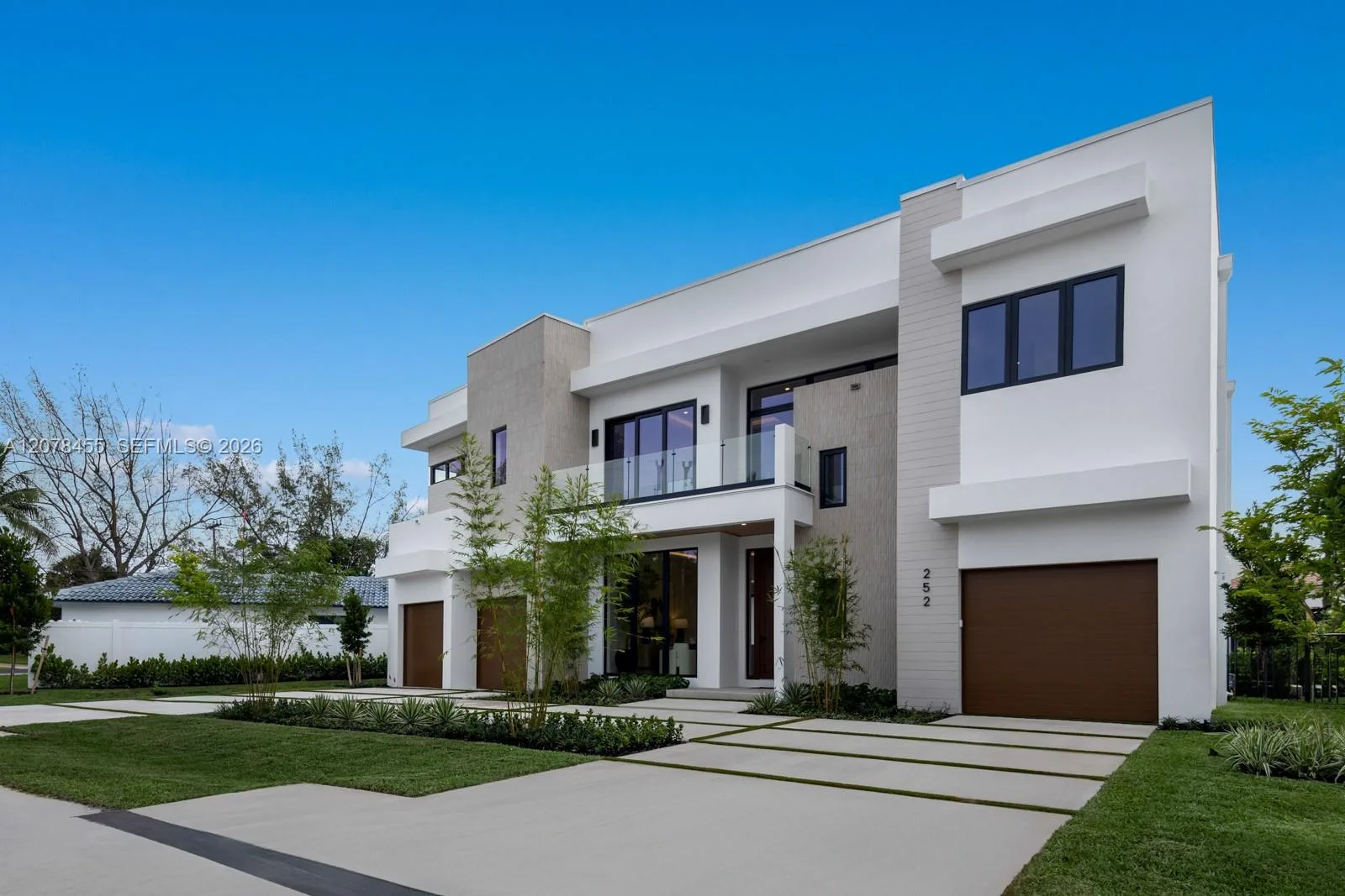 252 SW 14th Pl, Boca Raton, FL 33432 photo 4