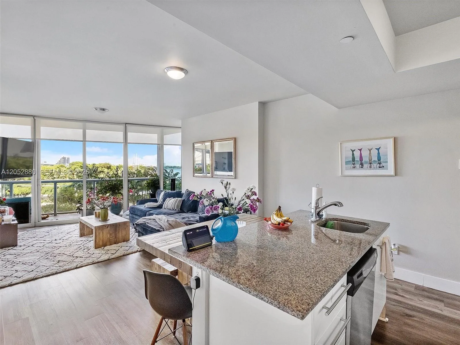 888 Biscayne Blvd # 309, Miami, FL 33132 photo 2