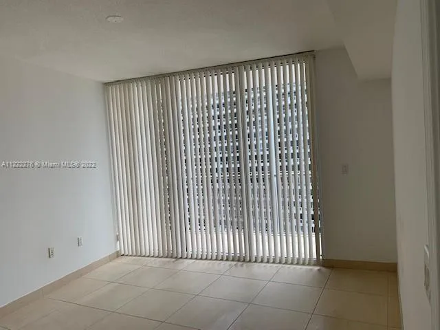 1750 N Bayshore Dr # 2806, Miami, FL 33132 photo 11