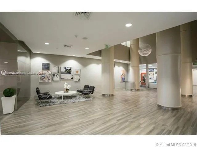 1750 N Bayshore Dr # 2806, Miami, FL 33132 photo 3