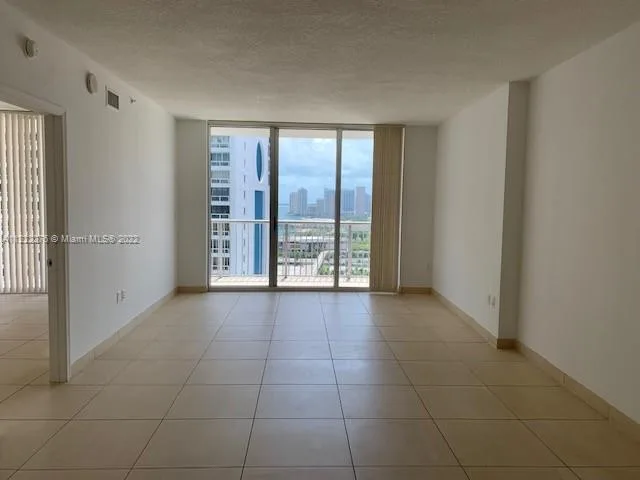 1750 N Bayshore Dr # 2806, Miami, FL 33132 photo 8