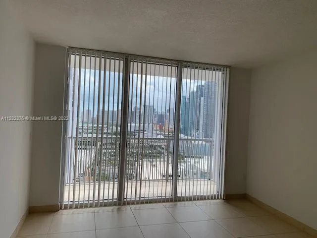 1750 N Bayshore Dr # 2806, Miami, FL 33132 photo 9