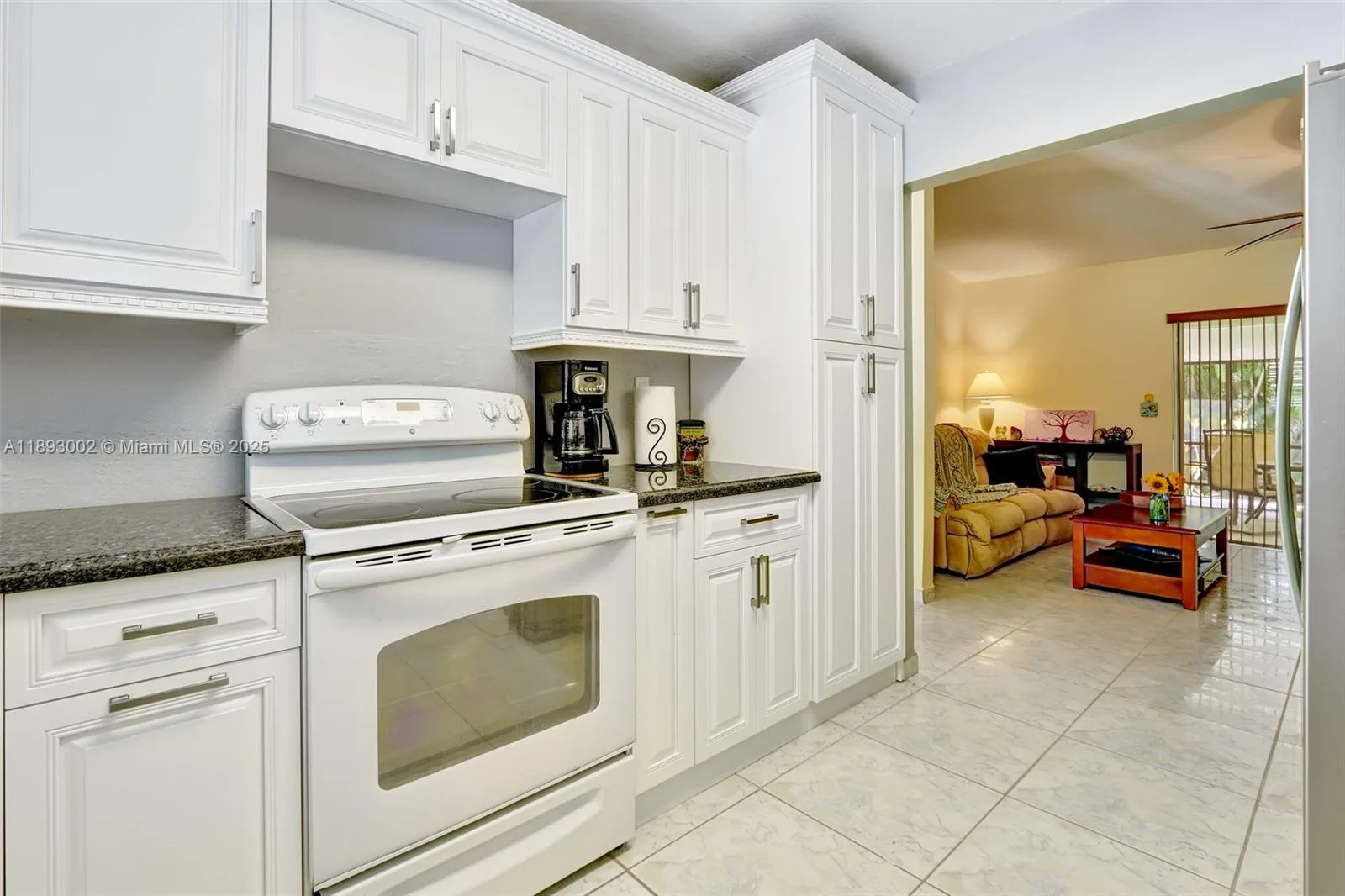 18045 SW 87th Ct, Palmetto Bay, FL 33157 photo 10