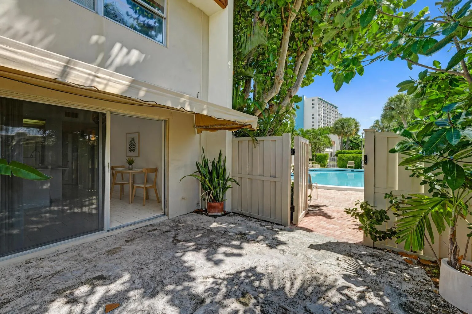5555 N Ocean Boulevard # 17, Lauderdale By The Sea, FL 33308