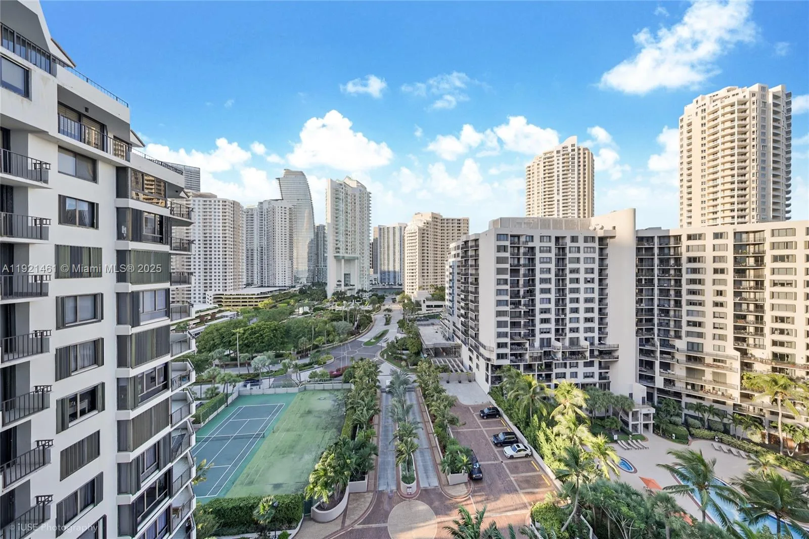 520 Brickell Key Dr # A1510, Miami, FL 33131