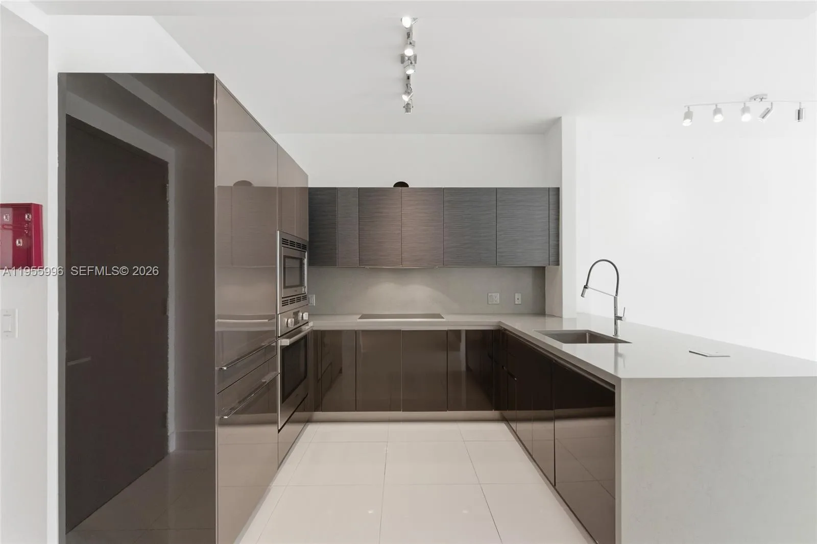 1080 Brickell Ave # 3507, Miami, FL 33131 photo 6