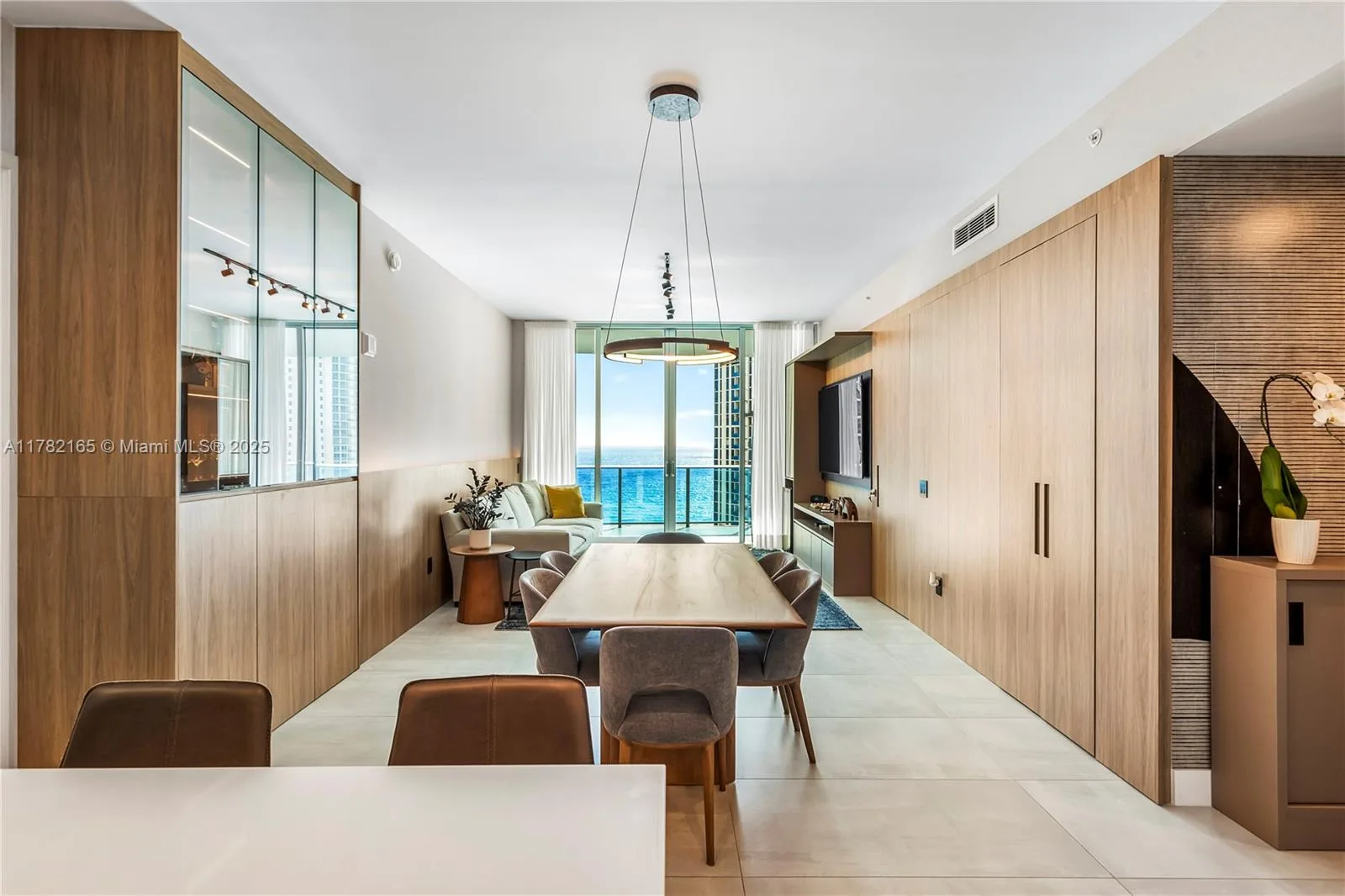 17550 Collins Ave # 1404, Sunny Isles Beach, FL 33160