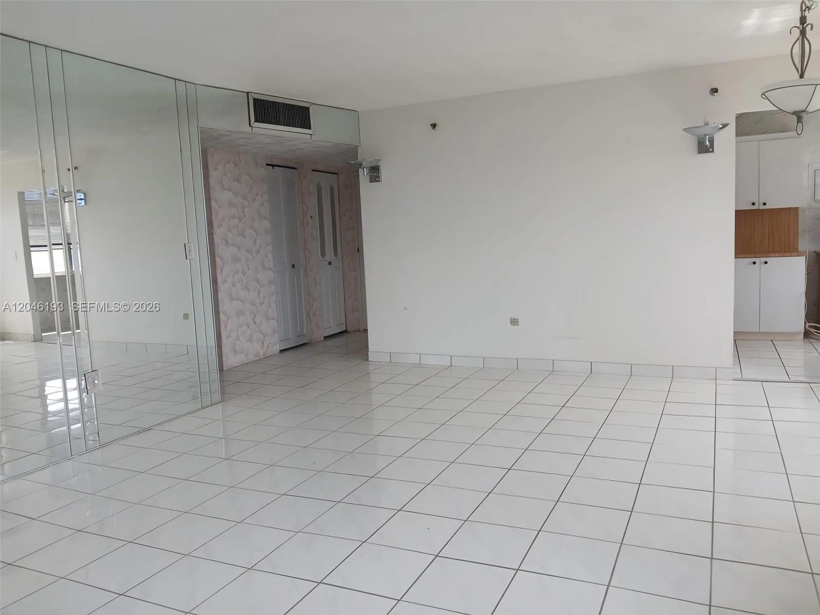 1100 Saint Charles Pl # 719, Pembroke Pines, FL 33026