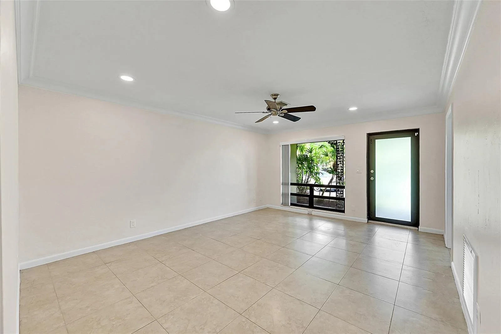 2200 NE 54TH Street # East, Fort Lauderdale, FL 33308 photo 5