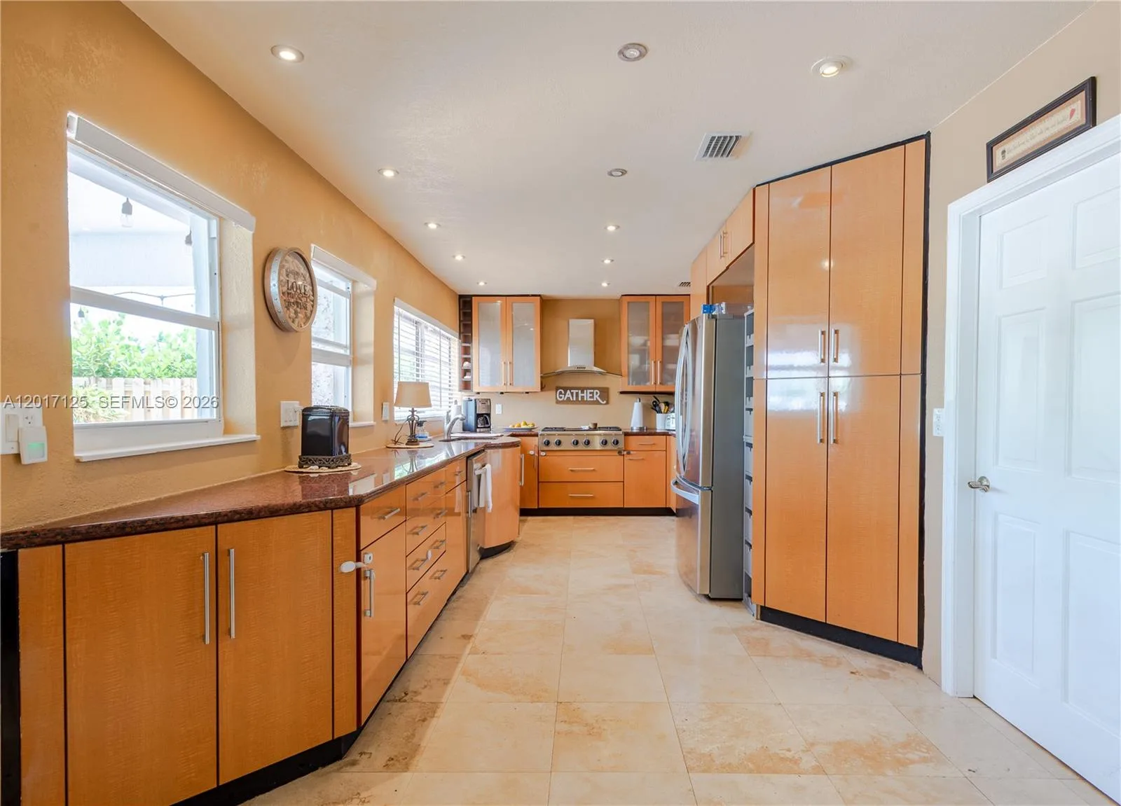 2908 Bayview Dr, Fort Lauderdale, FL 33306 photo 9