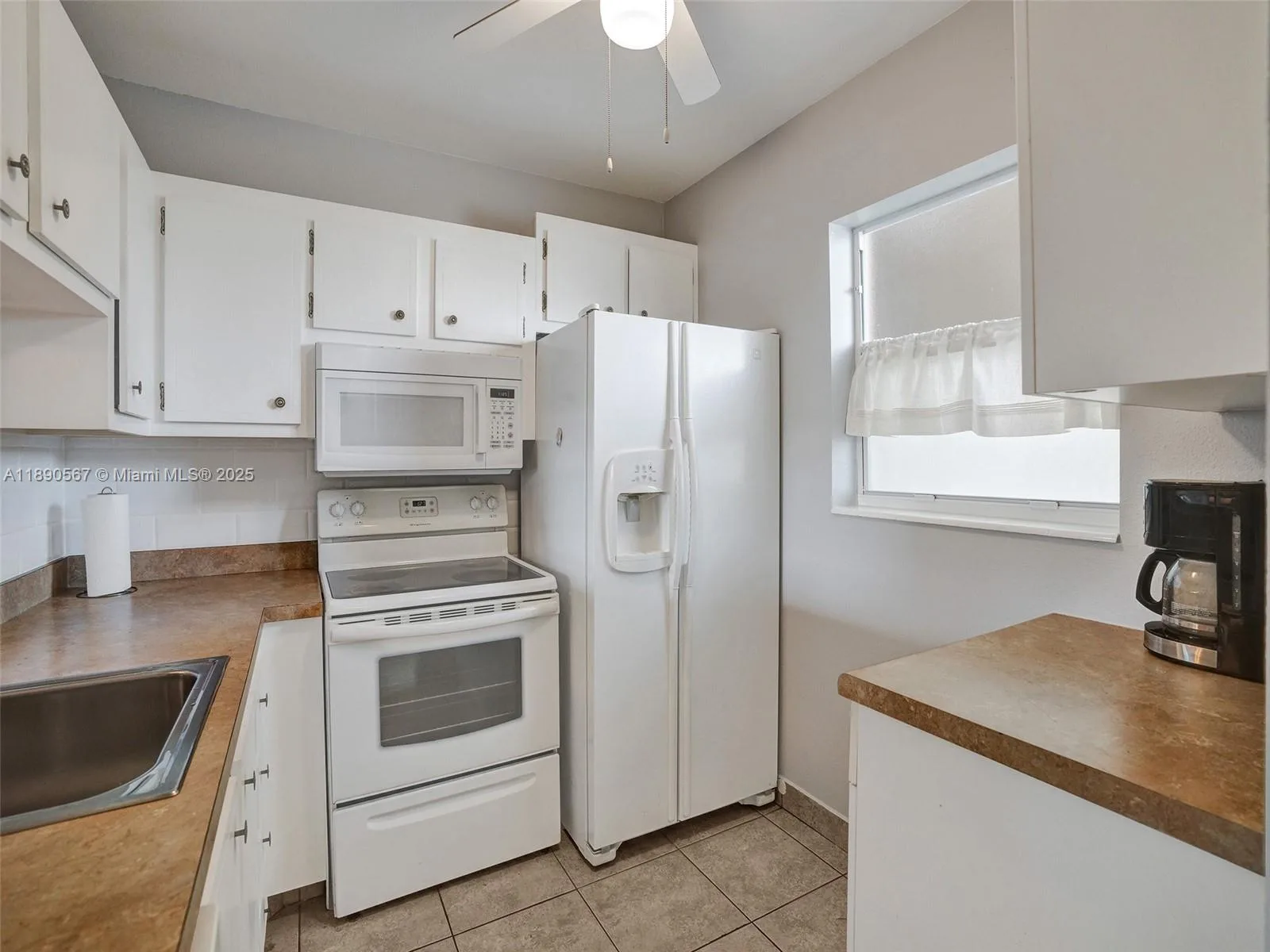 3506 NW 49th Ave # 508, Lauderdale Lakes, FL 33319 photo 4