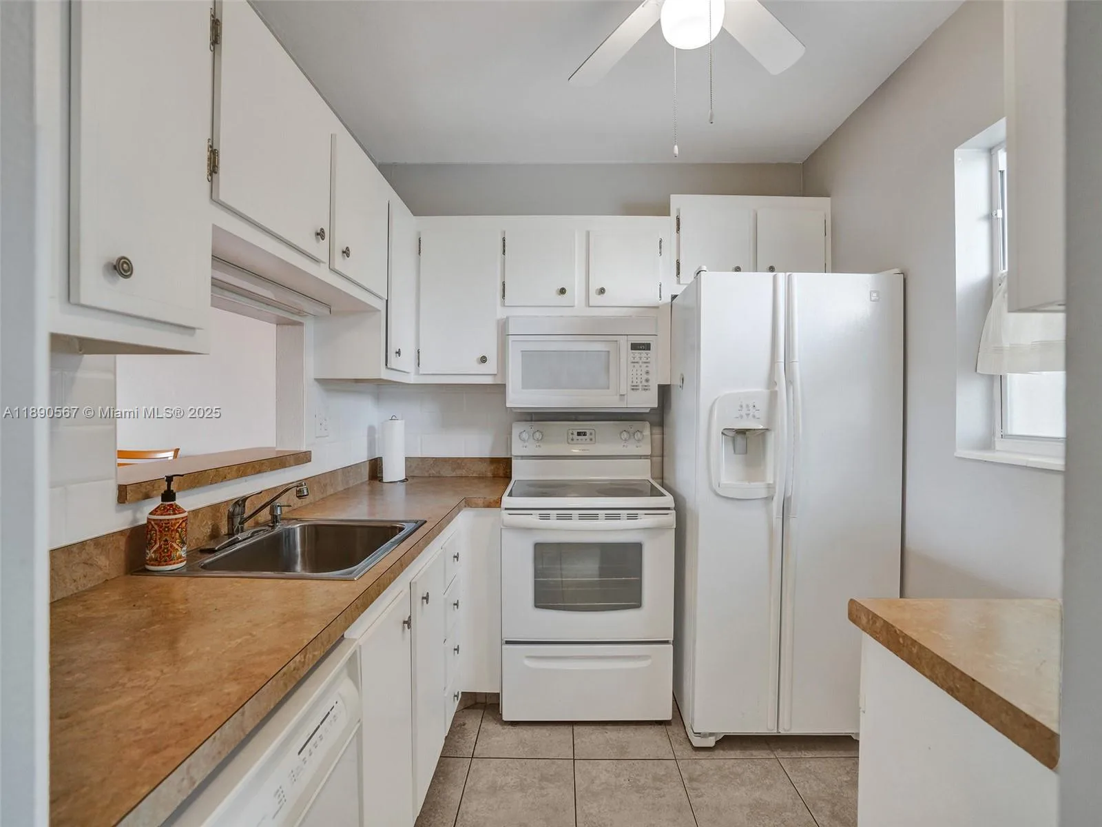 3506 NW 49th Ave # 508, Lauderdale Lakes, FL 33319 photo 7