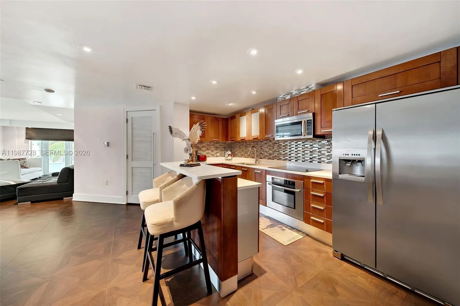 448 Ocean Dr # 302, Miami Beach, FL 33139 photo 3