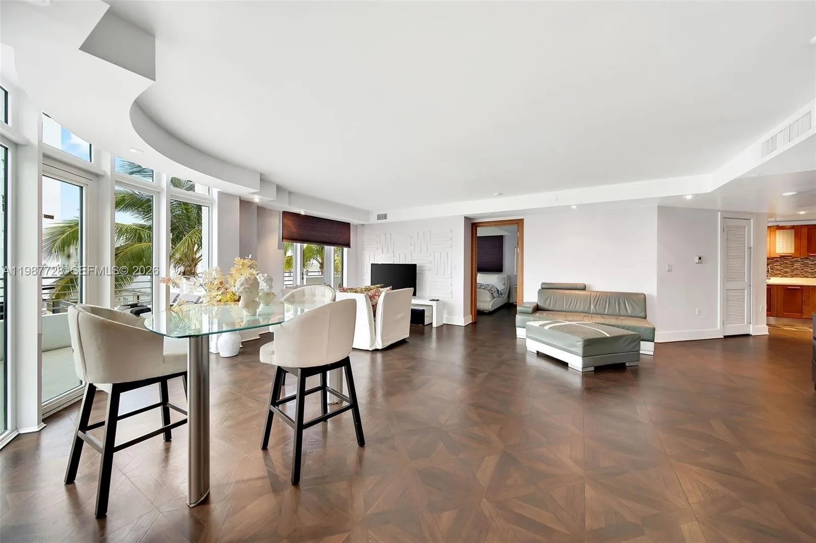448 Ocean Dr # 302, Miami Beach, FL 33139 photo 5