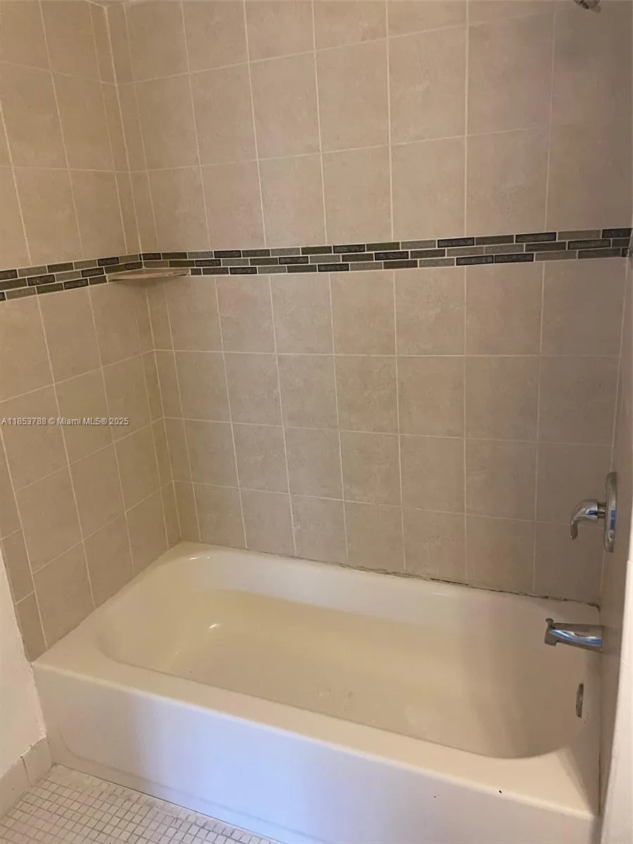1075 Riverside Dr # 203, Coral Springs, FL 33071 photo 8