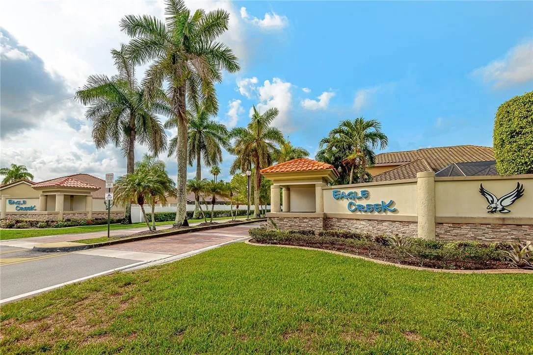 11551 SW 11th Street, Pembroke Pines, FL 33025