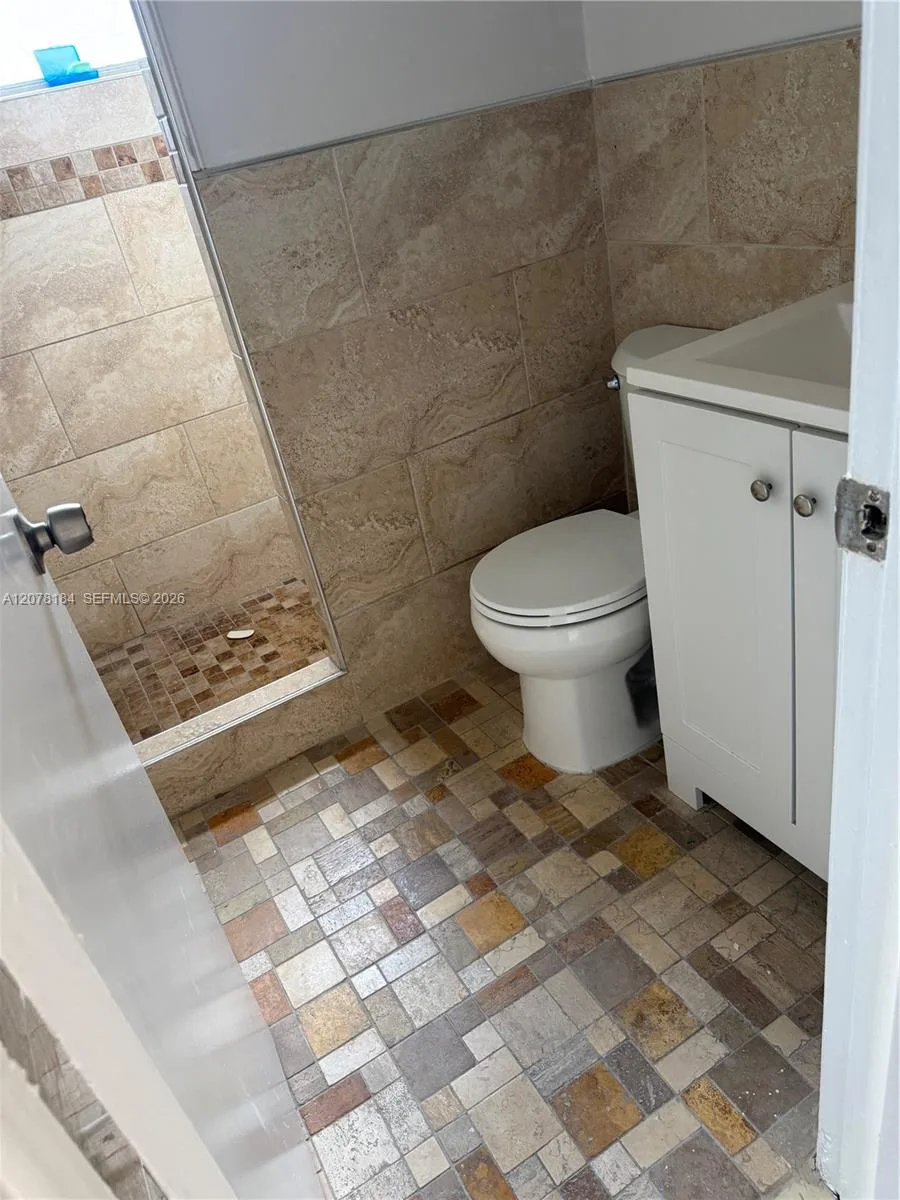166 W 8th St # 1, Hialeah, FL 33010 photo 10