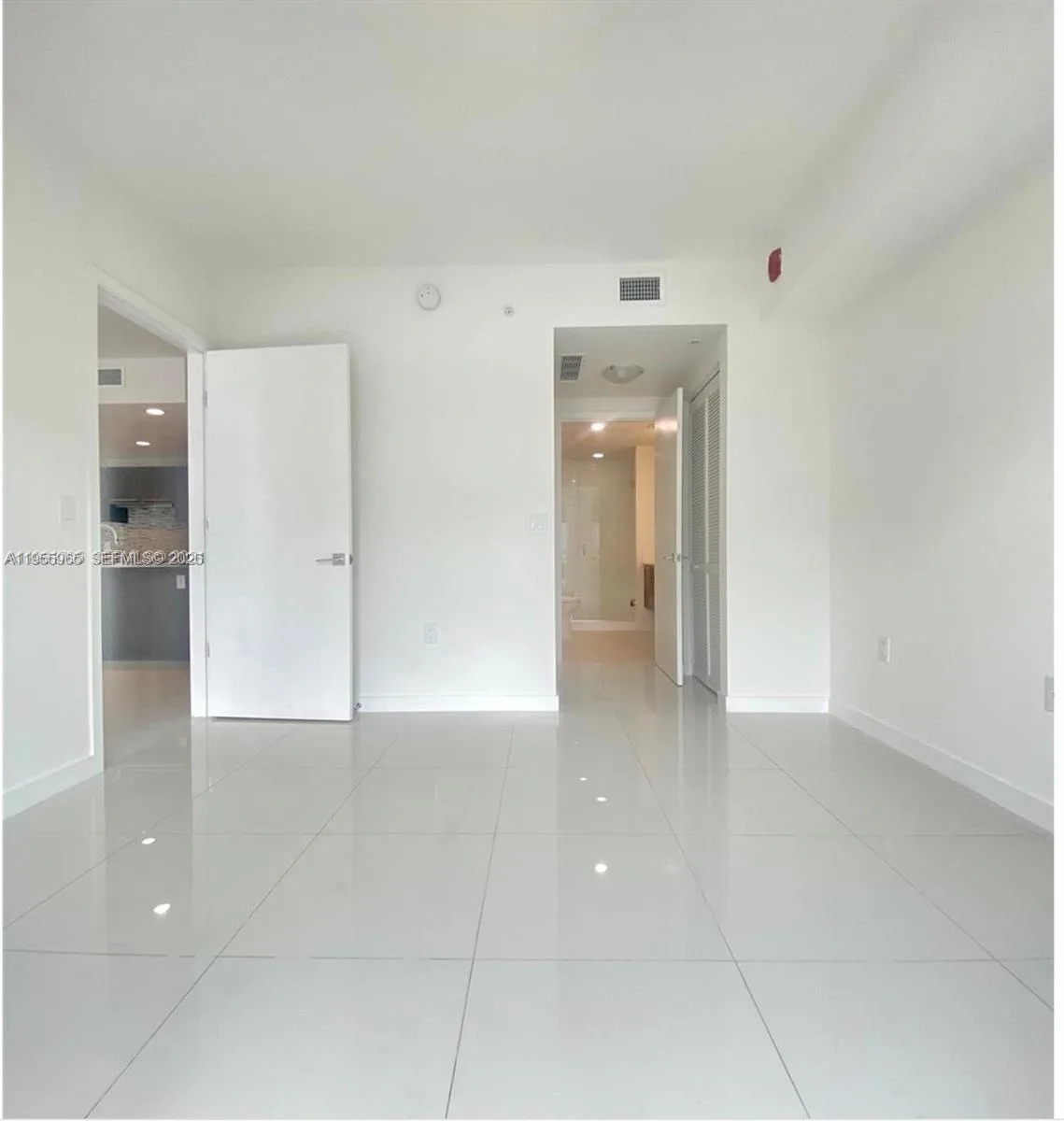 7661 NW 107th Ave # 407, Doral, FL 33178 photo 5