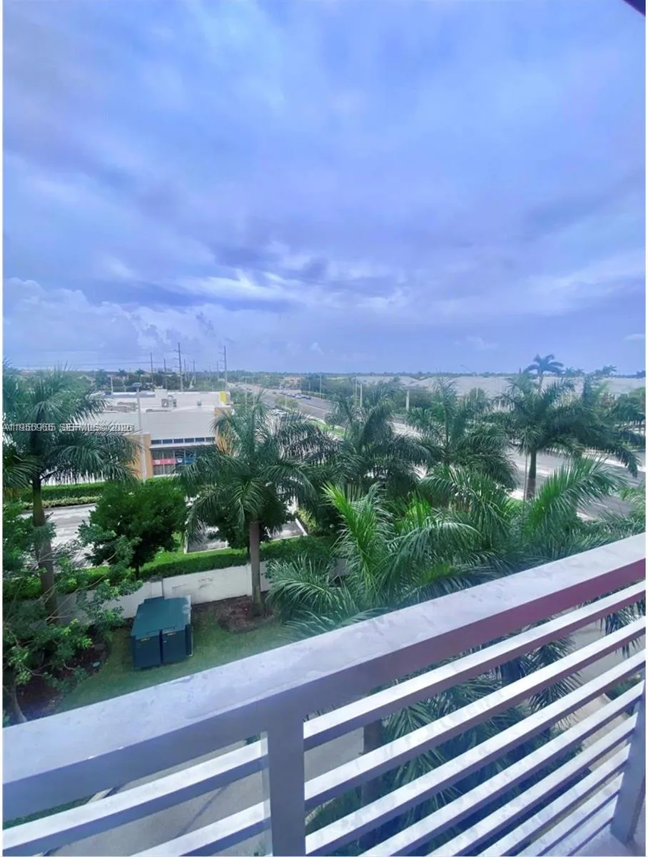 7661 NW 107th Ave # 407, Doral, FL 33178 photo 9