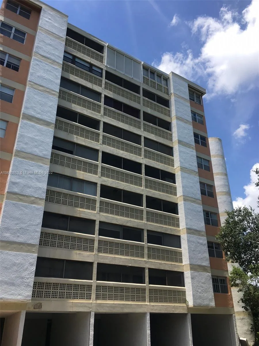 3301 Spanish Moss Ter # 906, Lauderhill, FL 33319