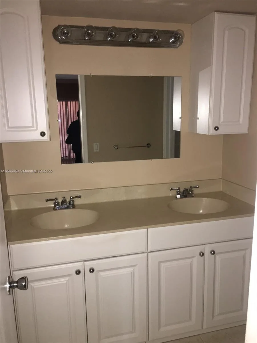 3301 Spanish Moss Ter # 906, Lauderhill, FL 33319 photo 11