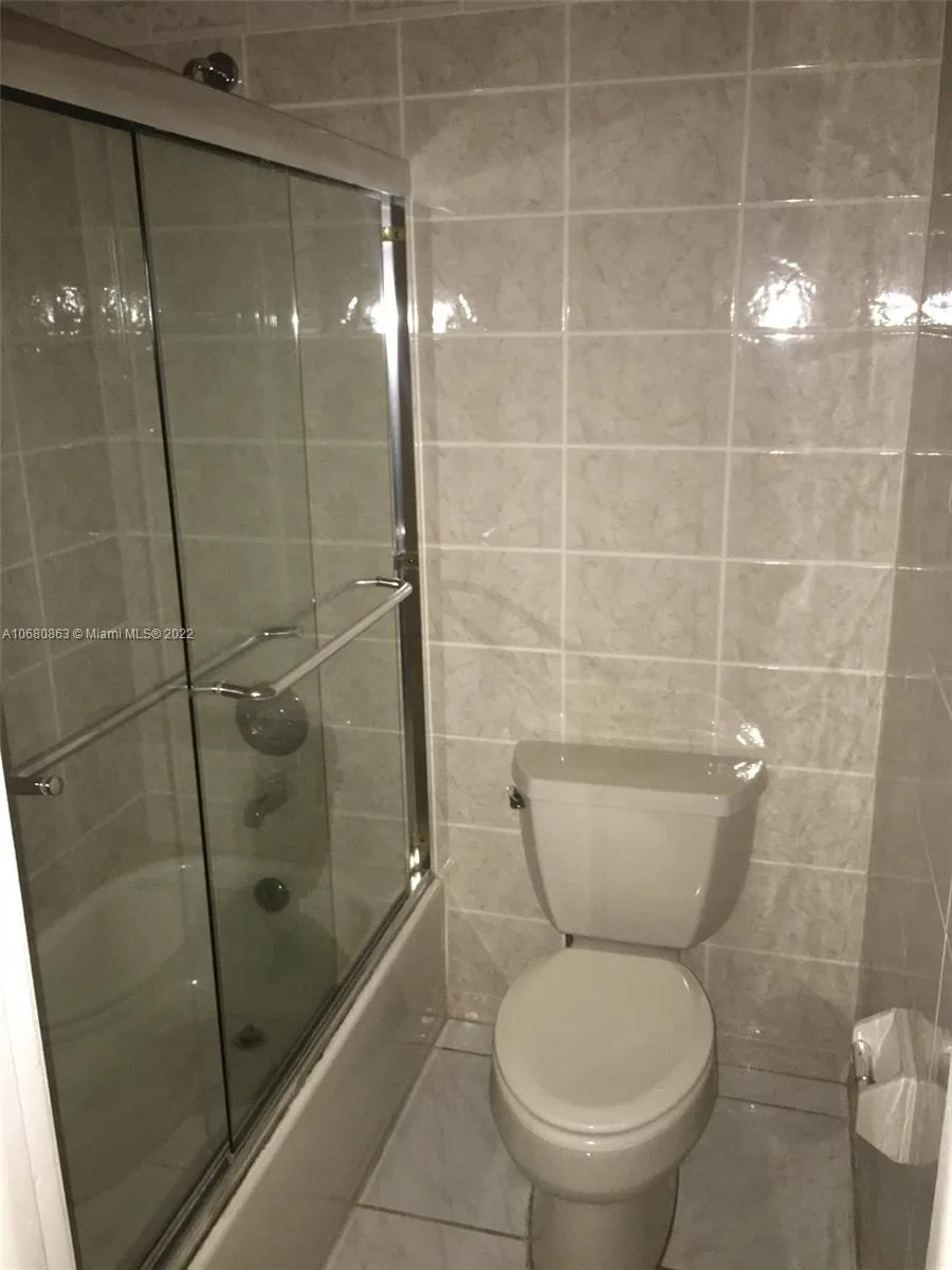 3301 Spanish Moss Ter # 906, Lauderhill, FL 33319 photo 12
