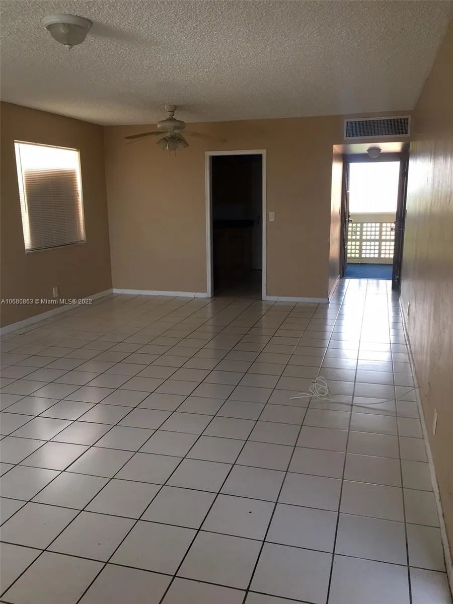3301 Spanish Moss Ter # 906, Lauderhill, FL 33319 photo 7