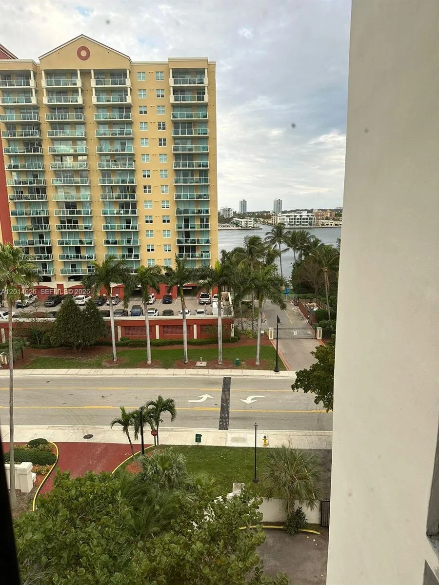 17021 N Bay Rd # 815, Sunny Isles Beach, FL 33160 photo 12