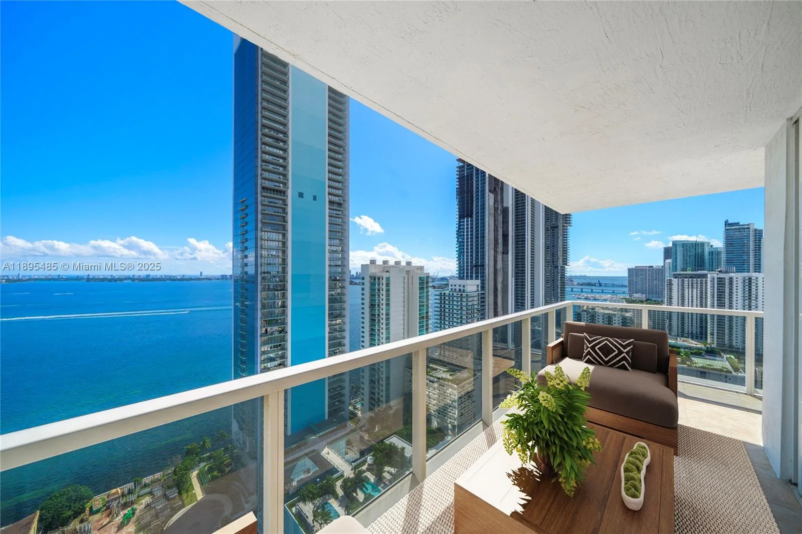 600 NE 27th St # 3105, Miami, FL 33137 photo 3