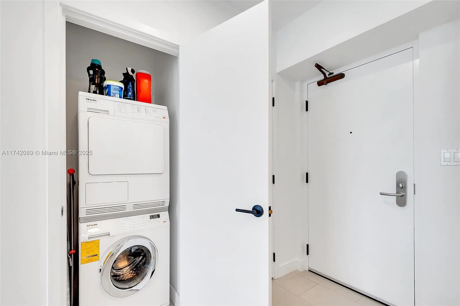 6799 Collins Ave # 312, Miami Beach, FL 33141 photo 4