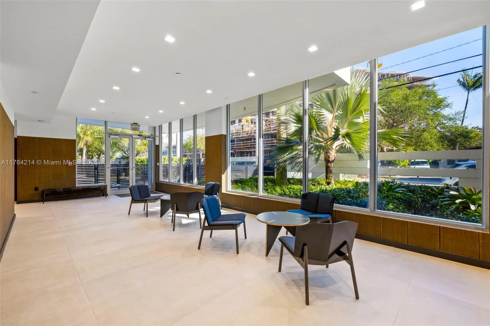 13800 Highland Dr # 302, North Miami Beach, FL 33181 photo 9