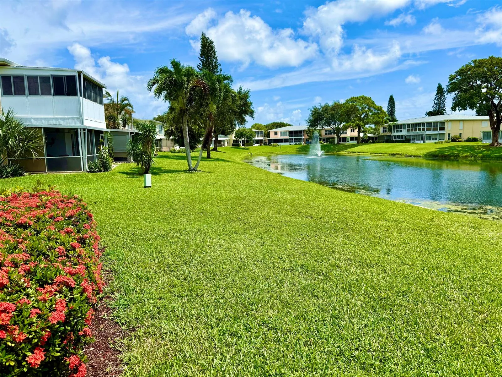 1421 NW 19th Terrace # 102, Delray Beach, FL 33445 photo 3