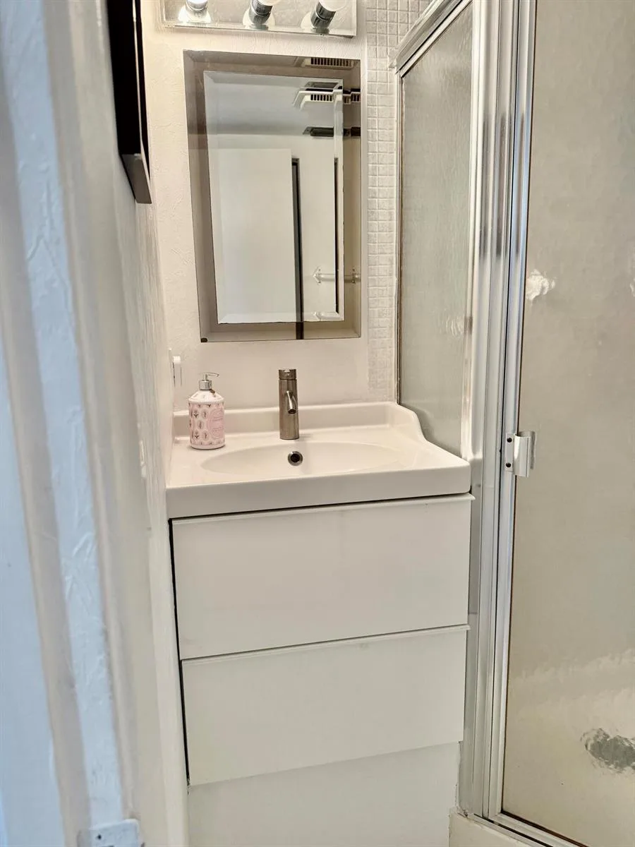 1421 NW 19th Terrace # 102, Delray Beach, FL 33445 photo 8
