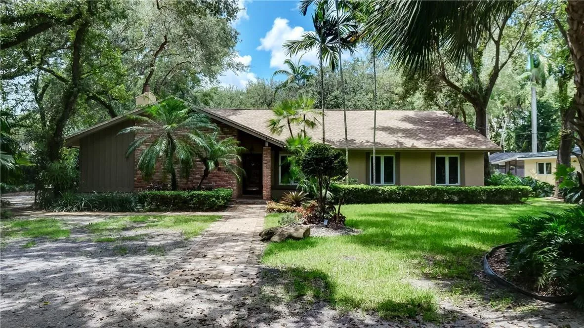 10890 SW 83rd Avenue, Miami, FL 33156